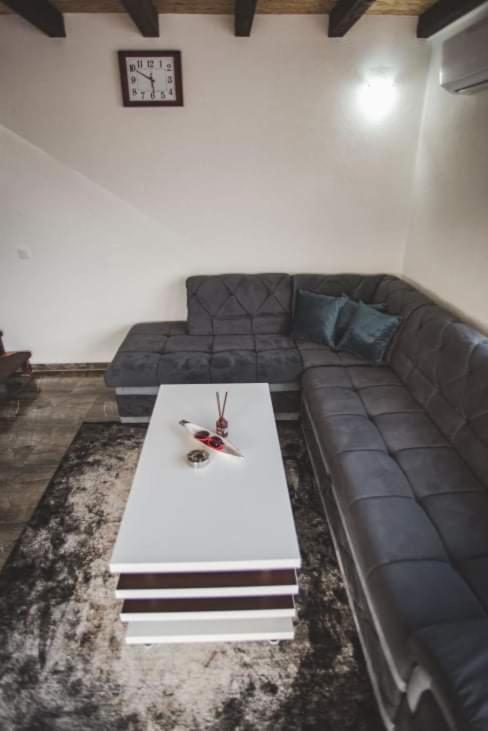 Villa Vanesa Bihac Bagian luar foto